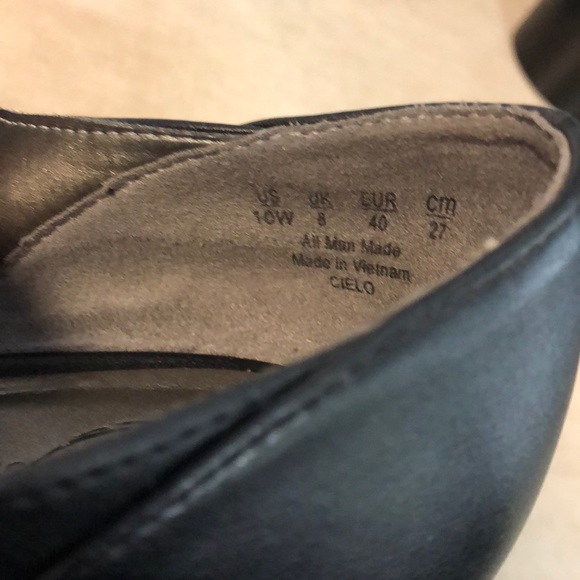 Black straps heels - WIDE - Picture 3 of 6